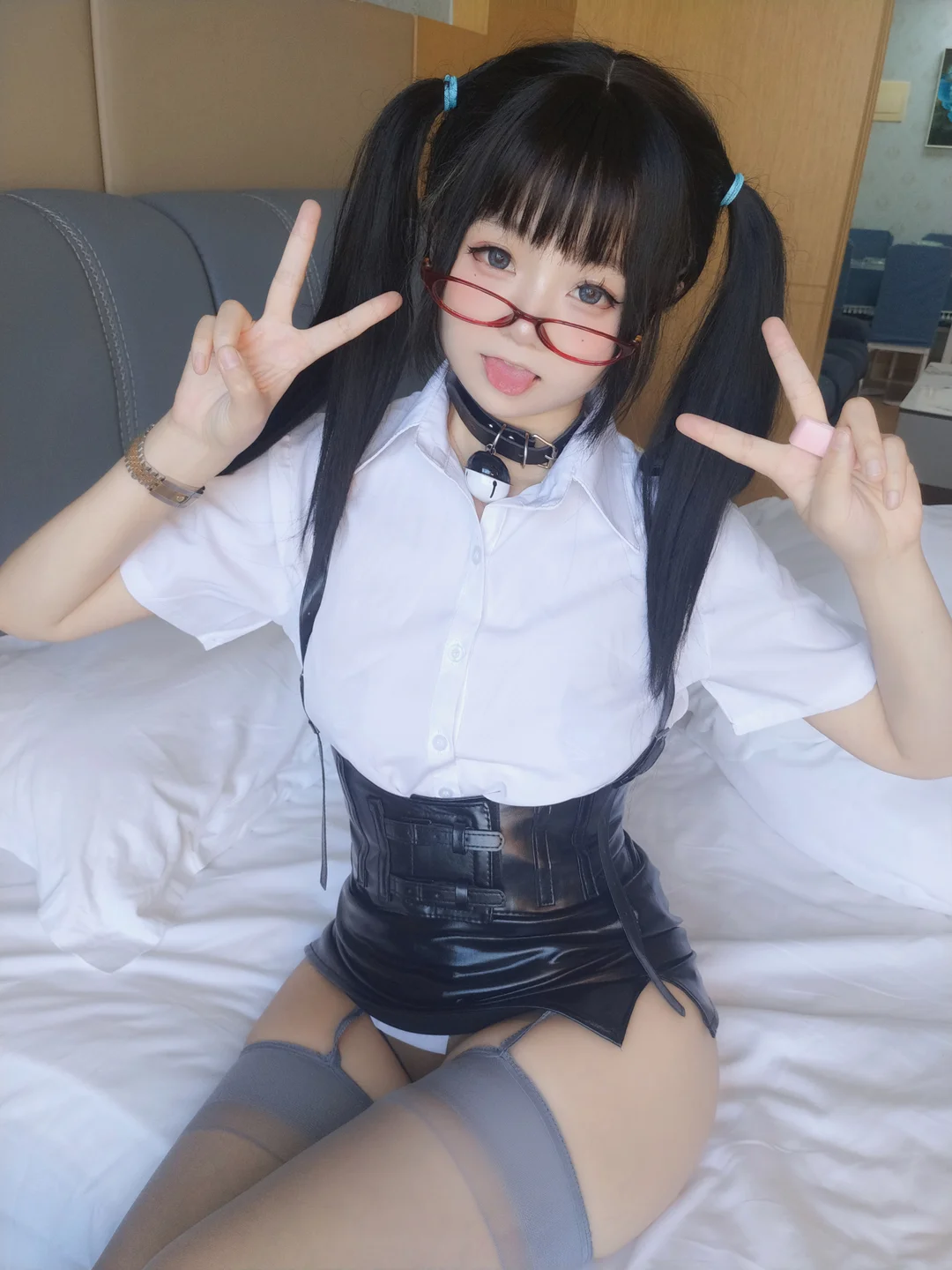 软妹摇摇乐摇摇乐yoyo_作業服です_104P_400MB tg@simisebaisi 【丝足阁】060.webp